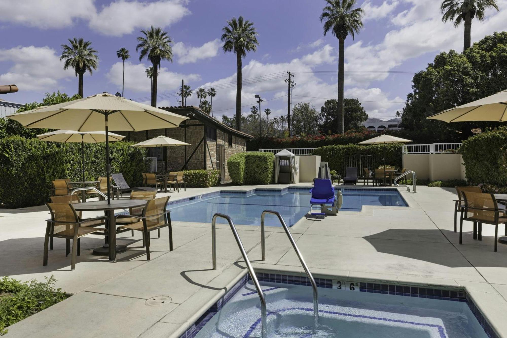 Courtyard By Marriott Riverside Ucr/Moreno Valley Area Exterior foto
